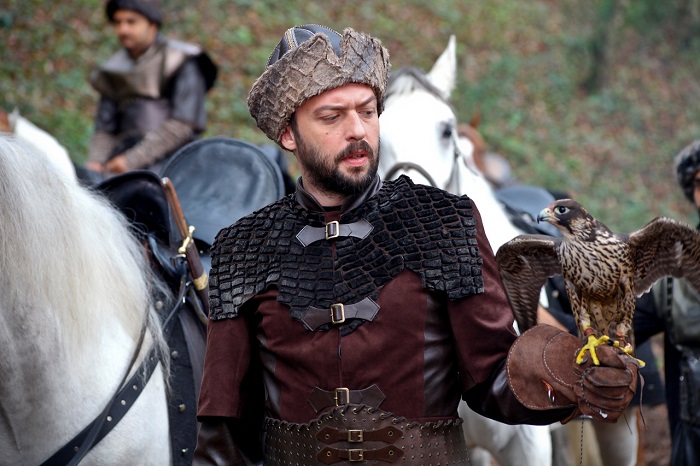 Кадр из сериала «Великолепный век». Визирь Ибрагим-паша.
